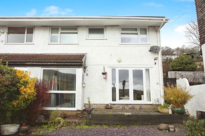 3 Bedroom Semi-Detached House For Sale In The Garth, Abertridwr, Caerphilly, CF83