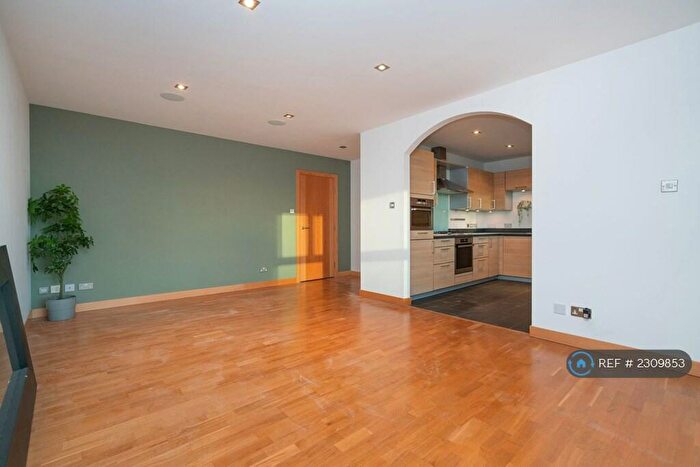 2 Bedroom Flat To Rent In Western Harbour Breakwater, Edinburgh, EH6