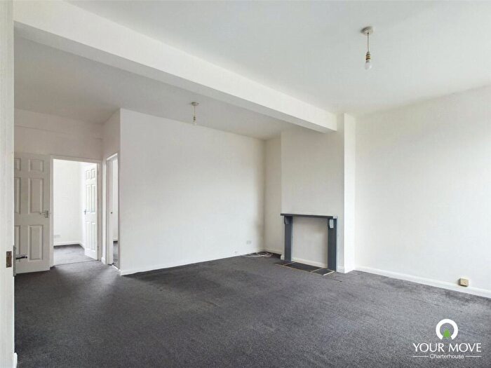 2 Bedroom Flat For Sale In Station Road, Birchington, Kent, CT7