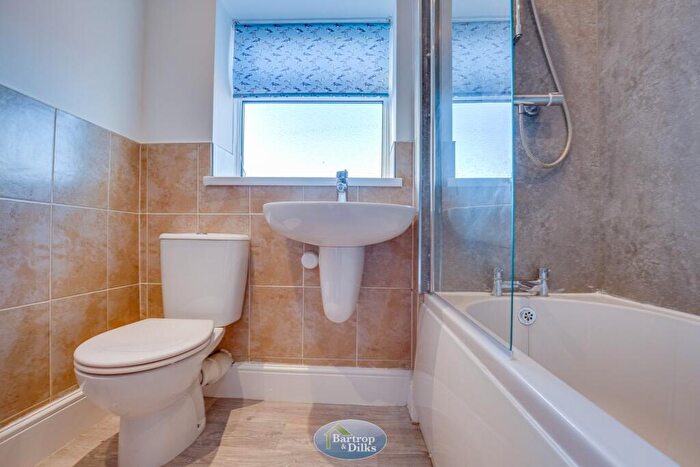 2 Bedroom Semi-Detached House For Sale In Gateford Road, Worksop, S81