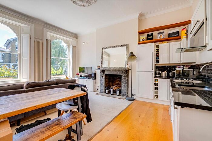 2 Bedroom Flat To Rent In Highbury Hill, Highbury, N5