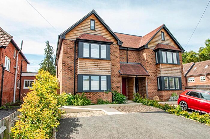 5 Bedroom Semi Detached House To Rent In Elvendon Road, Goring, Reading, Oxfordshire, RG8