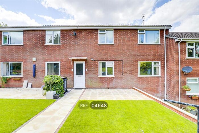 2 Bedroom Maisonette To Rent In Lewindon Court, Woodthorpe, NG5