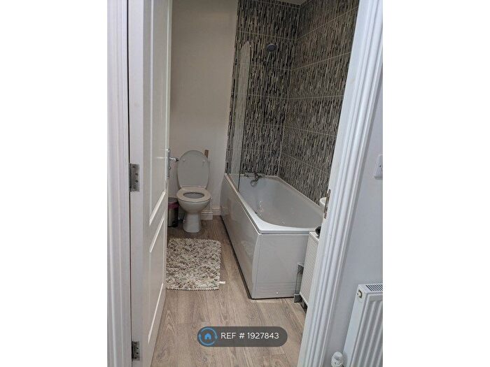 3 Bedroom Detached House To Rent In Realmwood Close, Canterbury, CT1