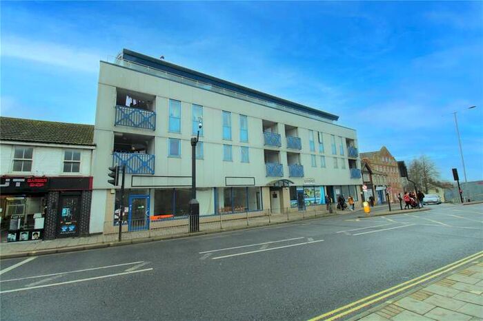 2 Bedroom Flat To Rent In Norwich Road, Ipswich, IP1