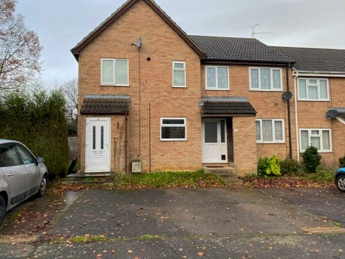 1 Bedroom End Of Terrace House For Sale In Raydon Croft, Stowmarket, IP14