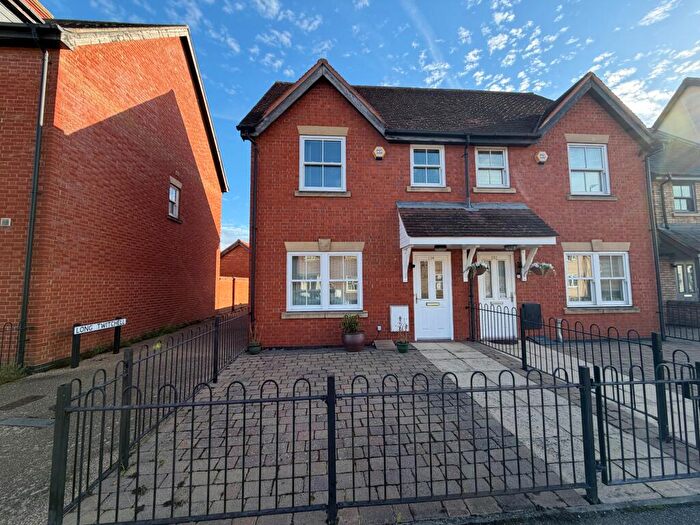 3 Bedroom Semi-Detached House To Rent In Shortmead Street, Biggleswade, SG18