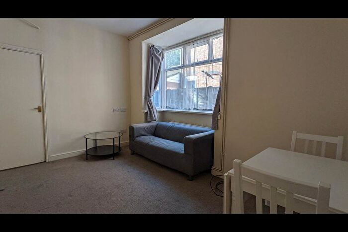 1 Bedroom Maisonette To Rent In Drayton Road, Birmingham, B14