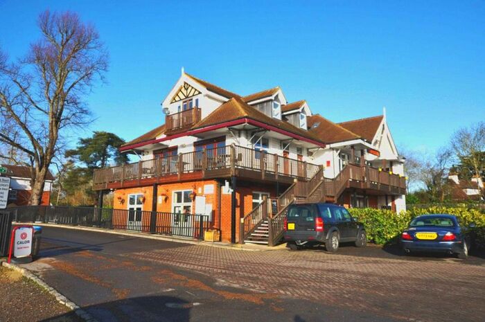 1 Bedroom Apartment To Rent In Bourne End Marina, Bourne End, SL8