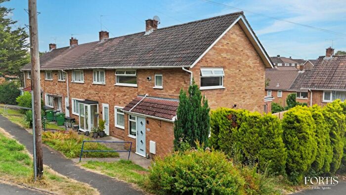 3 Bedroom End Of Terrace House For Sale In Beechley Drive, Cardiff, CF5