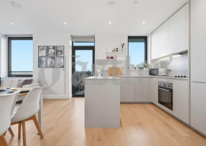 2 Bedroom Flat For Sale In Ashley Road, Tottenham Hale, N17