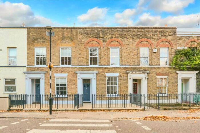 4 Bedroom Terraced House To Rent In Fairfield Road, London, E3