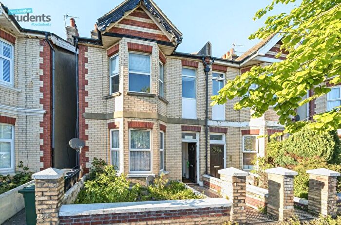 2 Bedroom Terraced House To Rent In Portland Road, Hove, East Sussex, BN3