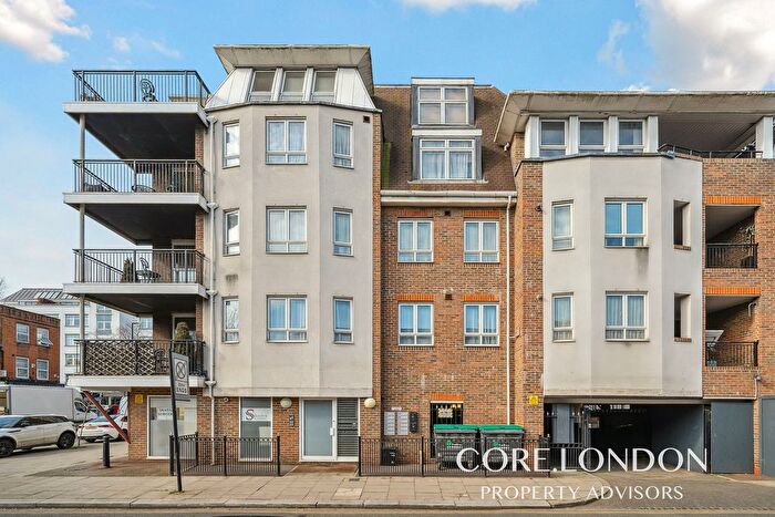 2 Bedroom Flat To Rent In Uxbridge Road, London, W5