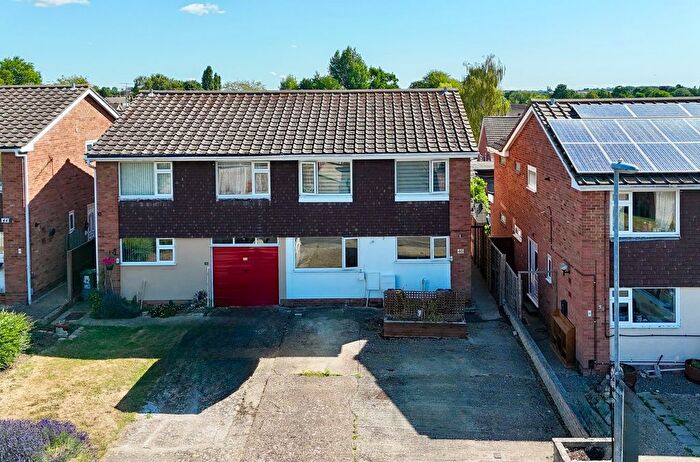 3 Bedroom Semi Detached House For Sale In Rodney Road, Hartford, Huntingdon, PE29