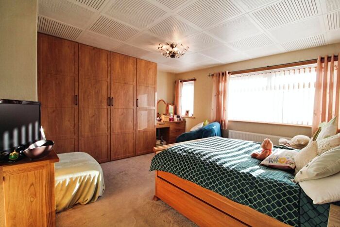 3 Bedroom Terraced House For Sale In Whitebridge Spur, Leeds, West Yorkshire, LS9