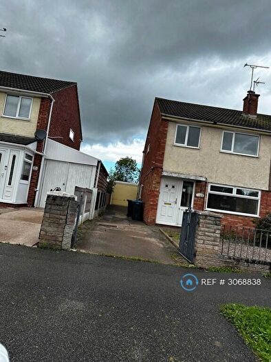 3 Bedroom Semi-Detached House To Rent In Saxon Way, Chester, CH1