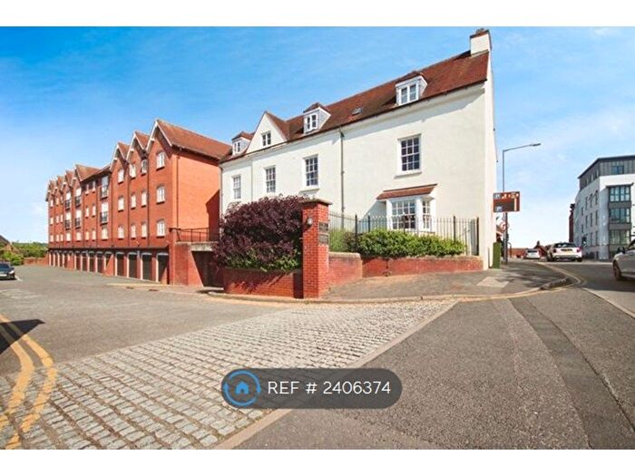 2 Bedroom Flat To Rent In Bowling Green Street, Warwick, CV34