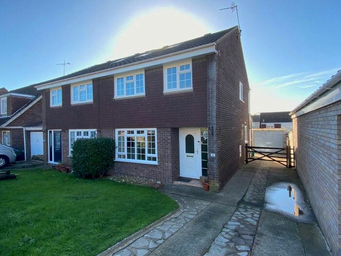 4 Bedroom Property To Rent In Eurgan Close, Llantwit Major, Vale Of Glamorgan, CF61
