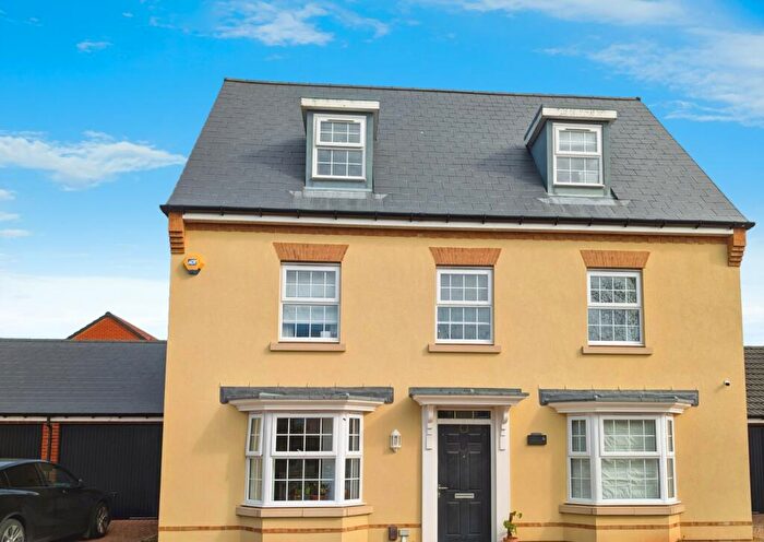 5 Bedroom Detached House For Sale In Wild Flower Road, Thornbury, BS35