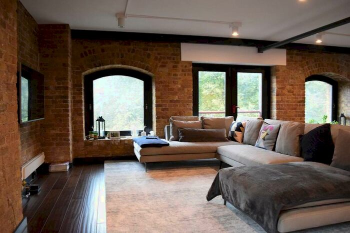 2 Bedroom Apartment To Rent In St Johns Wharf, Wapping High Street, Wapping, E1W