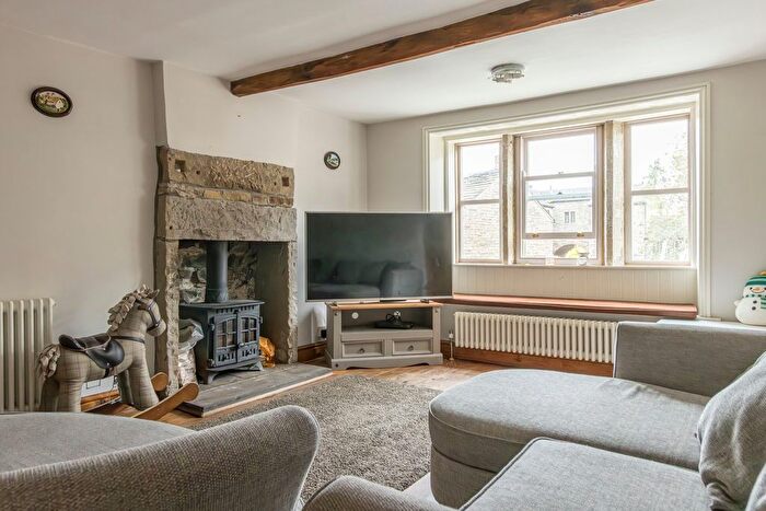 4 Bedroom Cottage For Sale In Out Lane, Netherthong, Holmfirth, HD9