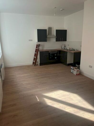 1 Bedroom Flat To Rent In Wellington Street, Luton, LU1