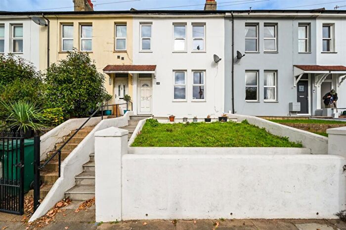 3 Bedroom Terraced House For Sale In Old Shoreham Road, Portslade, BN41