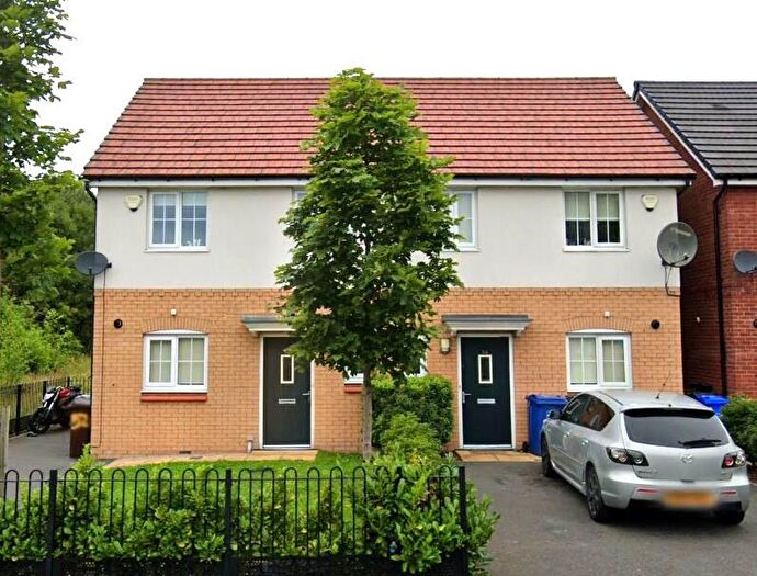 3 Bedroom Semi-Detached House To Rent In Colmore Drive, Greater Manchester, M9