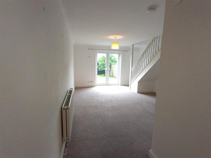 2 Bedroom Property To Rent In Maes Y Mynach, St. Davids, SA62
