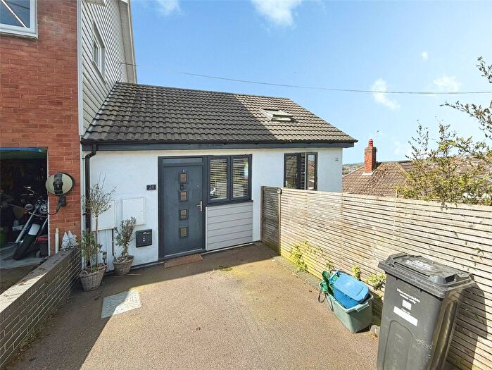 2 Bedroom Bungalow For Sale In Newlands Avenue, Exmouth, Devon, EX8