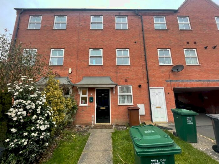 4 Bedroom Town House To Rent In Sherbourne Drive, Hilton, Derby, Derbyshire, DE65