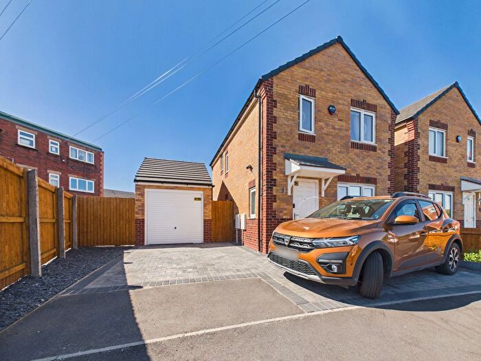 3 Bedroom Detached House For Sale In Millers Lane, Platt Bridge, WN2