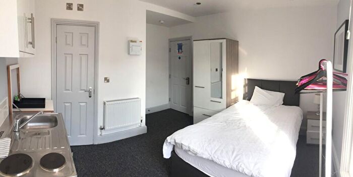 Studio To Rent In The Old County Hall - Studio, CV1