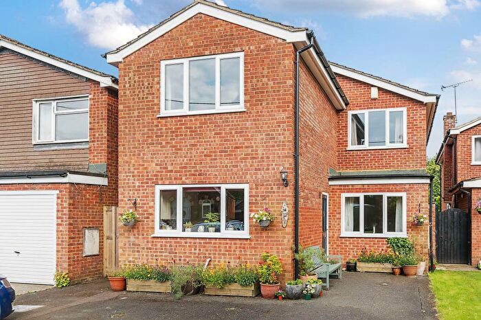 4 Bedroom Detached House For Sale In Lower Green, Westcott, Aylesbury, Buckinghamshire, HP18