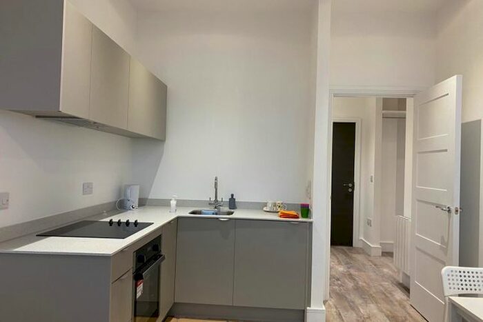 1 Bedroom Flat To Rent In Coventry Road, Birmingham City Centre, B26