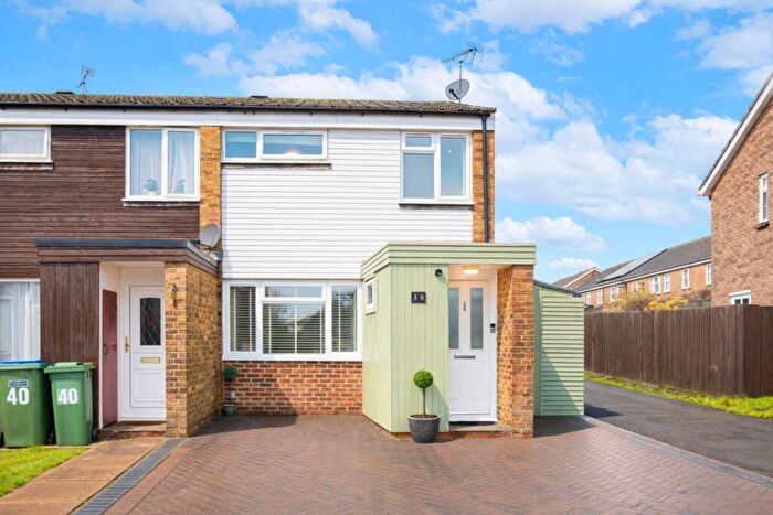 2 Bedroom End Of Terrace House For Sale In Thelton Avenue, Broadbridge Heath, RH12