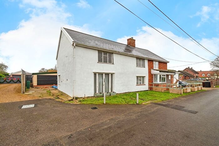 3 Bedroom Semi-Detached House For Sale In Mill Road, Occold, Eye, IP23