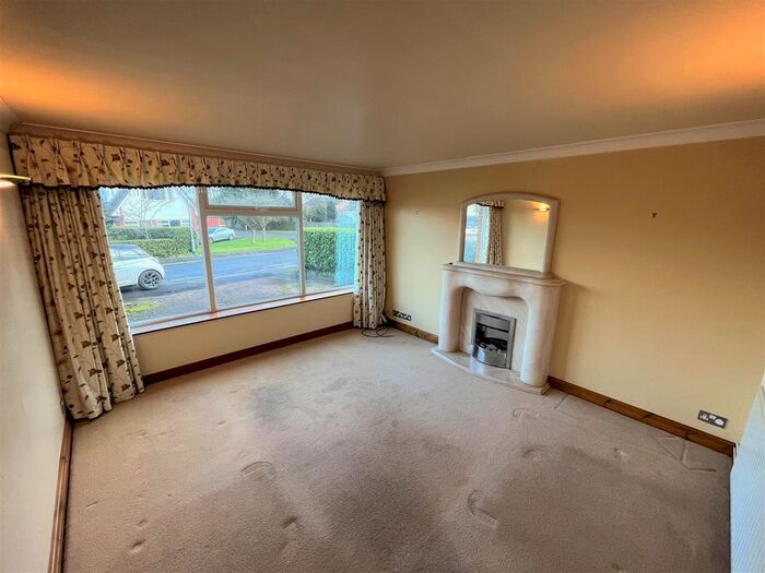 3 Bedroom Detached House For Sale In Dale Close, Baldwins Gate, Newcastle-Under-Lyme, ST5