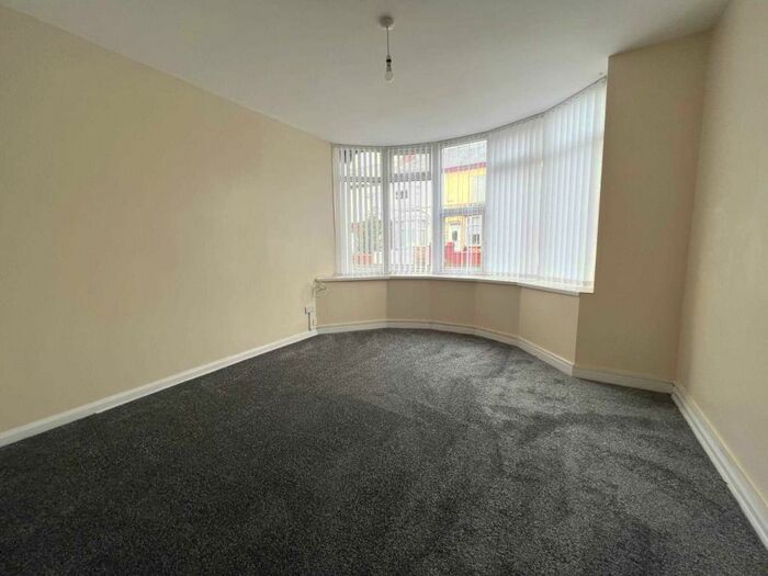 2 Bedroom Flat To Rent In Onslow Road, Blackpool, FY3