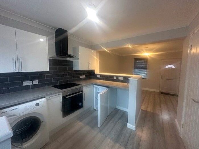 2 Bedroom Property To Rent In Wood Street, Kidderminster, DY11