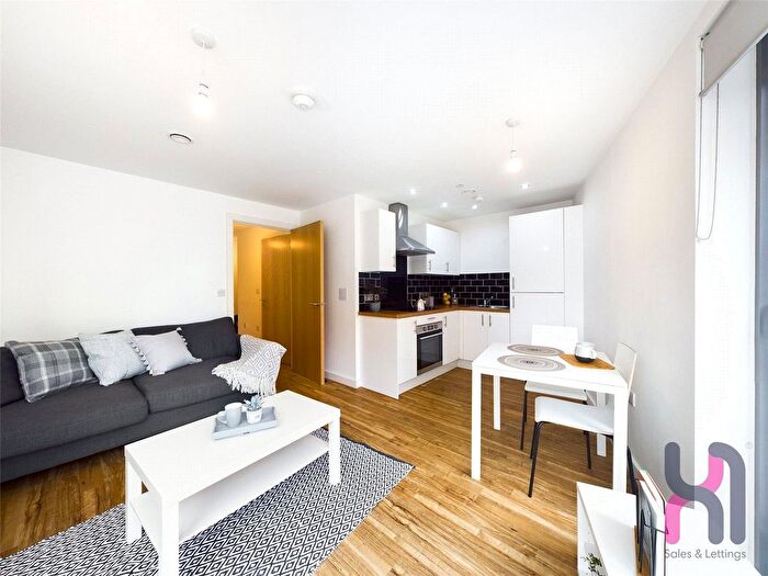 1 Bedroom Flat To Rent In The Tower, Plaza Boulevard, Liverpool, L8