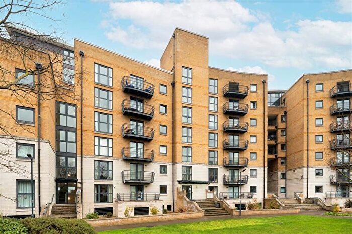 1 Bedroom Flat To Rent In Greenfell Mansions, Deptford, SE8