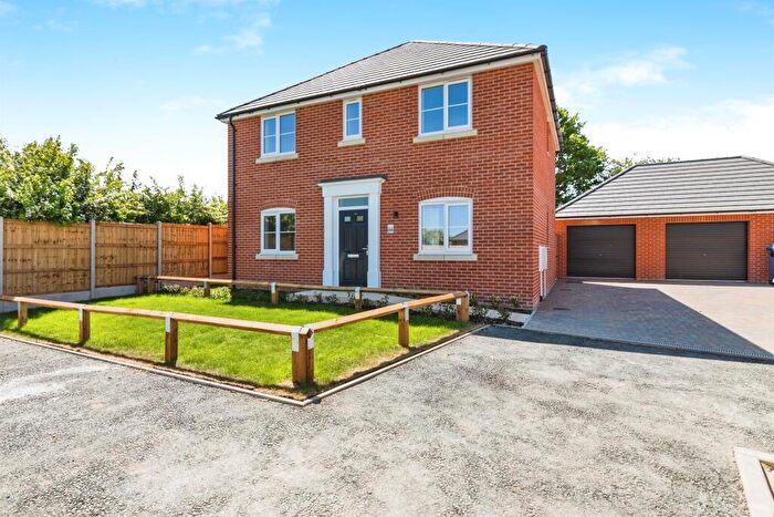 4 Bedroom Detached House For Sale In Bedingfield Road, Bungay, NR35