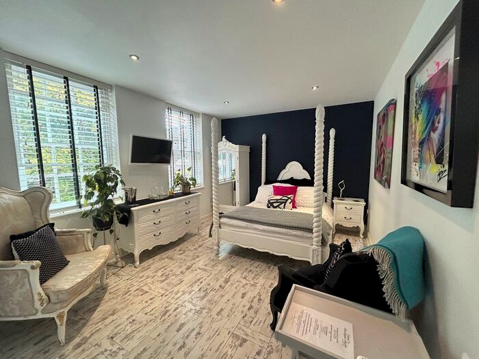 1 Bedroom Studio To Rent In Lower Bridge Street, Chester, CH1