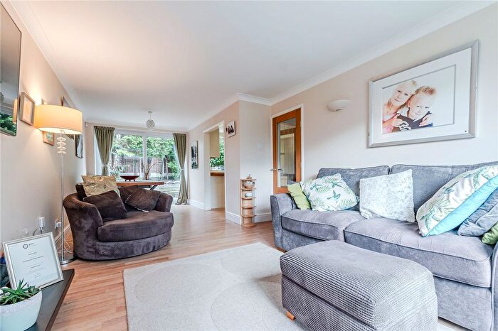 5 Bedroom Detached House For Sale In Oxford Drive, Kippax, Leeds, LS25