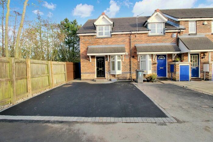 2 Bedroom Terraced House To Rent In Turnberry, Whitley Bay, NE25