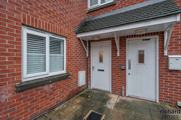 1 Bedroom Flat For Sale In Whitney Street, Swindon, SN1