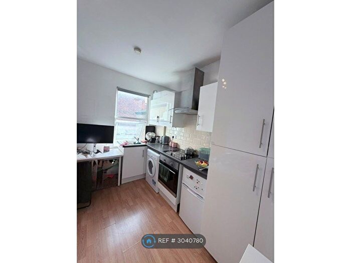 Studio To Rent In Churchill Road, London, NW2