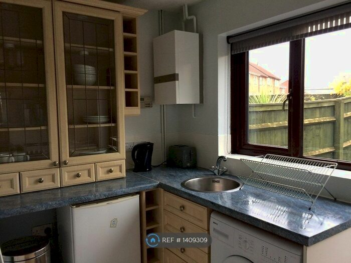 1 Bedroom Terraced House To Rent In Paddock Close, Bradley Stoke, Bristol, BS32